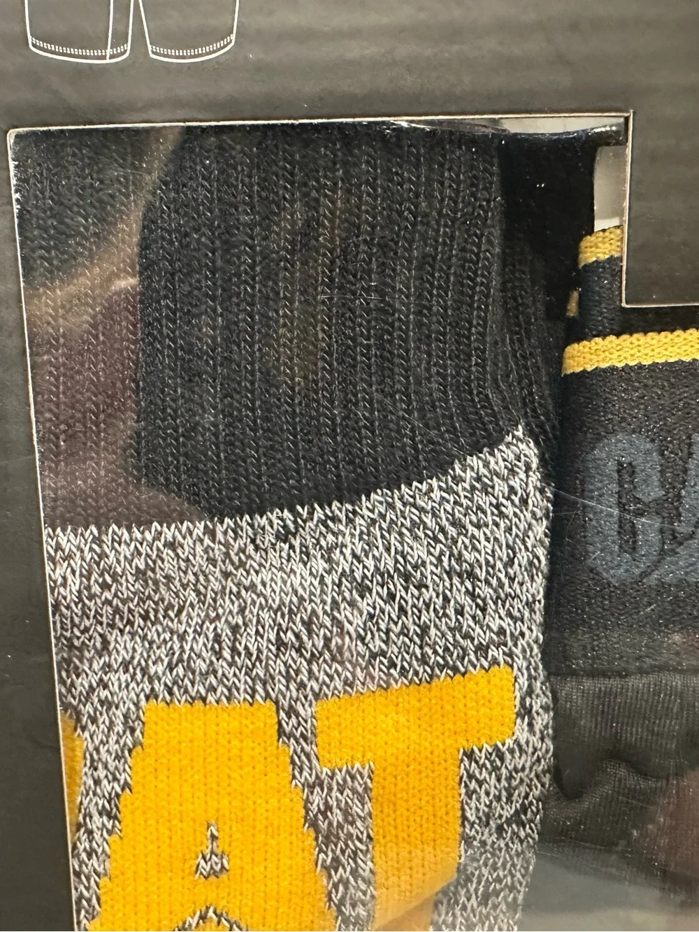Caterpillar branded set